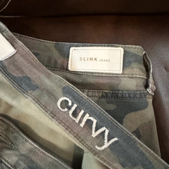 Camo Slink Curvy Jeans 22 - Picture 3 of 4